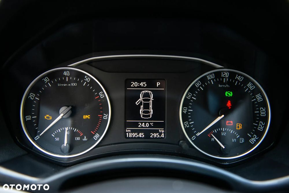 Skoda Octavia 1.4 TSI DSG IMPULS EDITION - 28