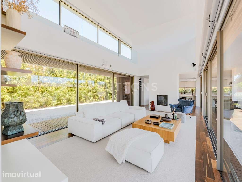 Moradia em Birre, 4 Suites, luz natural abundante, sofisticação e c... - Grande imagem: 2/32