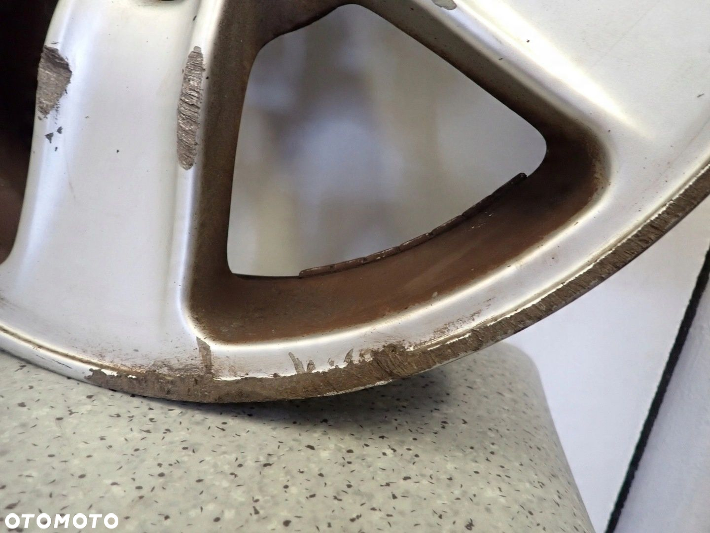 TOYOTA COROLLA VERSO 04-08 FELGI ALUMINIOWE KOMPLET 16"x6.5J 5x114.3 - 10