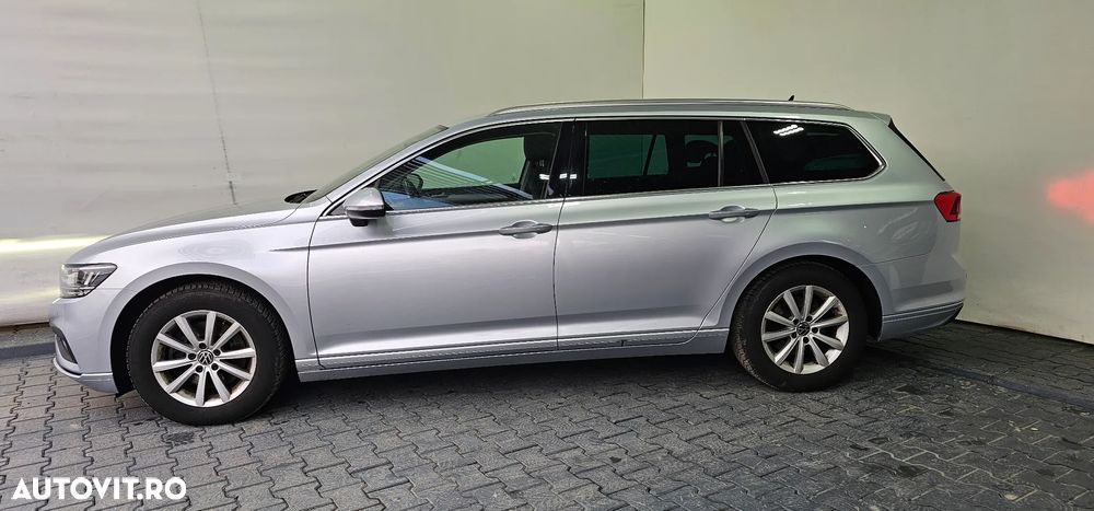 Volkswagen Passat 2.0 TDI SCR DSG Business - 2