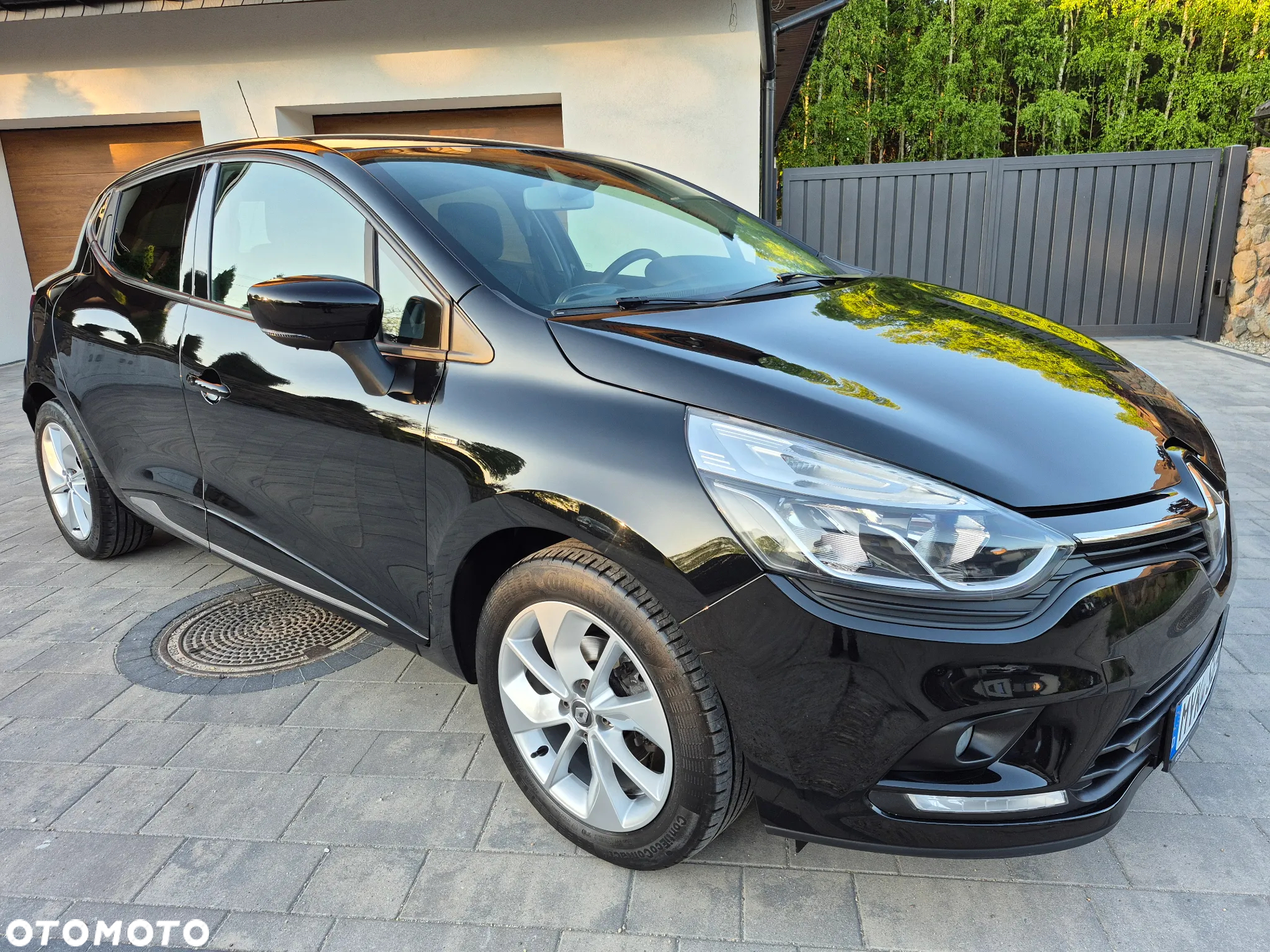 Renault Clio 1.2 16V 75 LIMITED - 4
