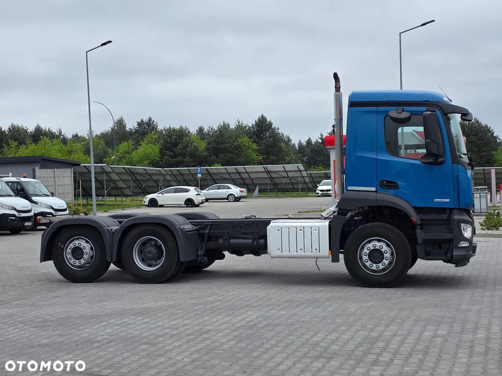 Mercedes-Benz Arocs  2535 - 4