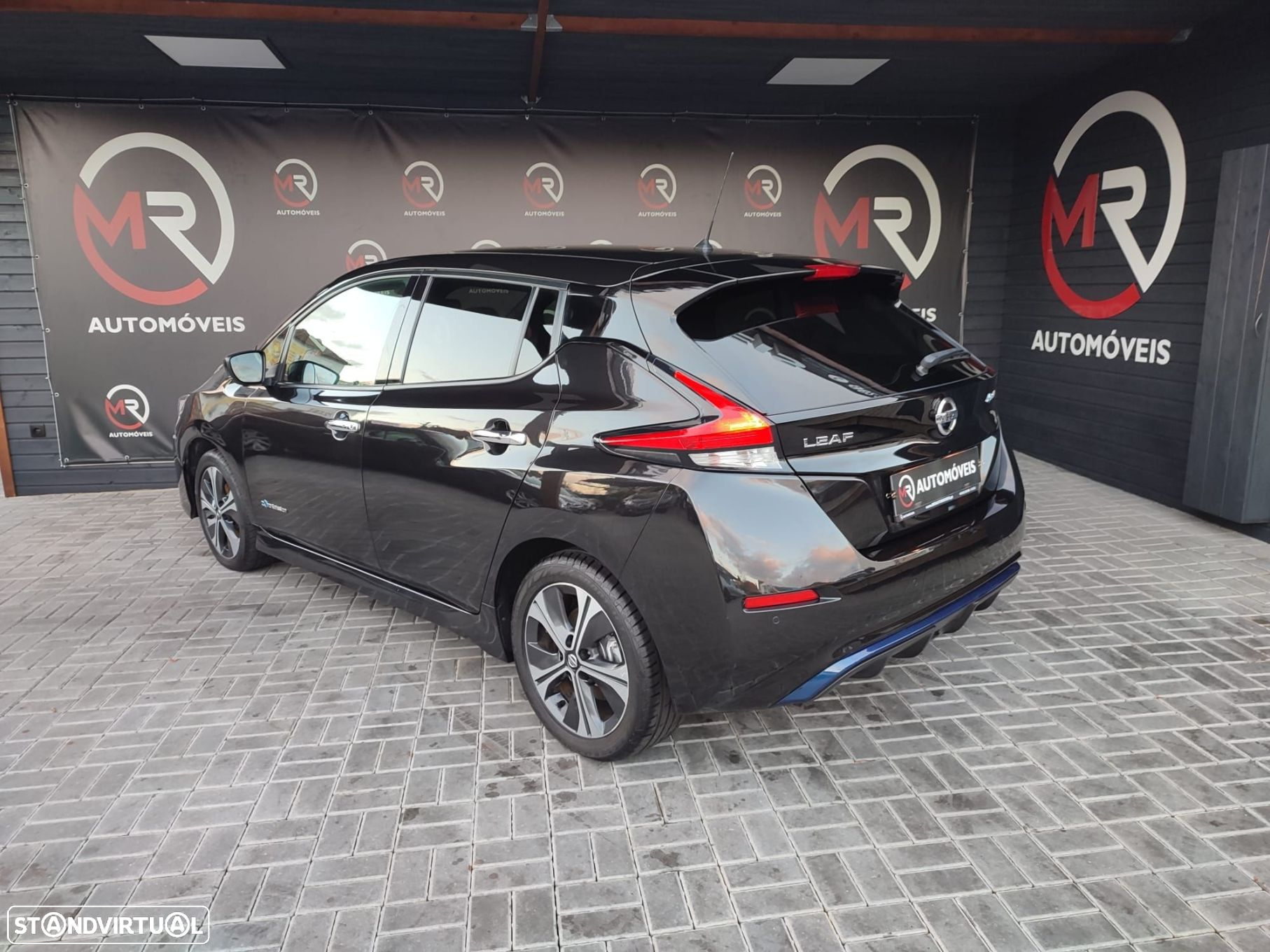 Nissan Leaf - 8