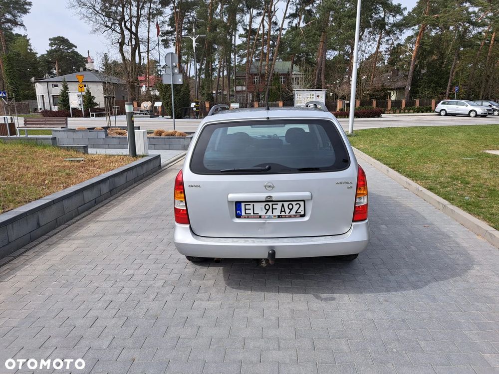 Opel Astra - 9