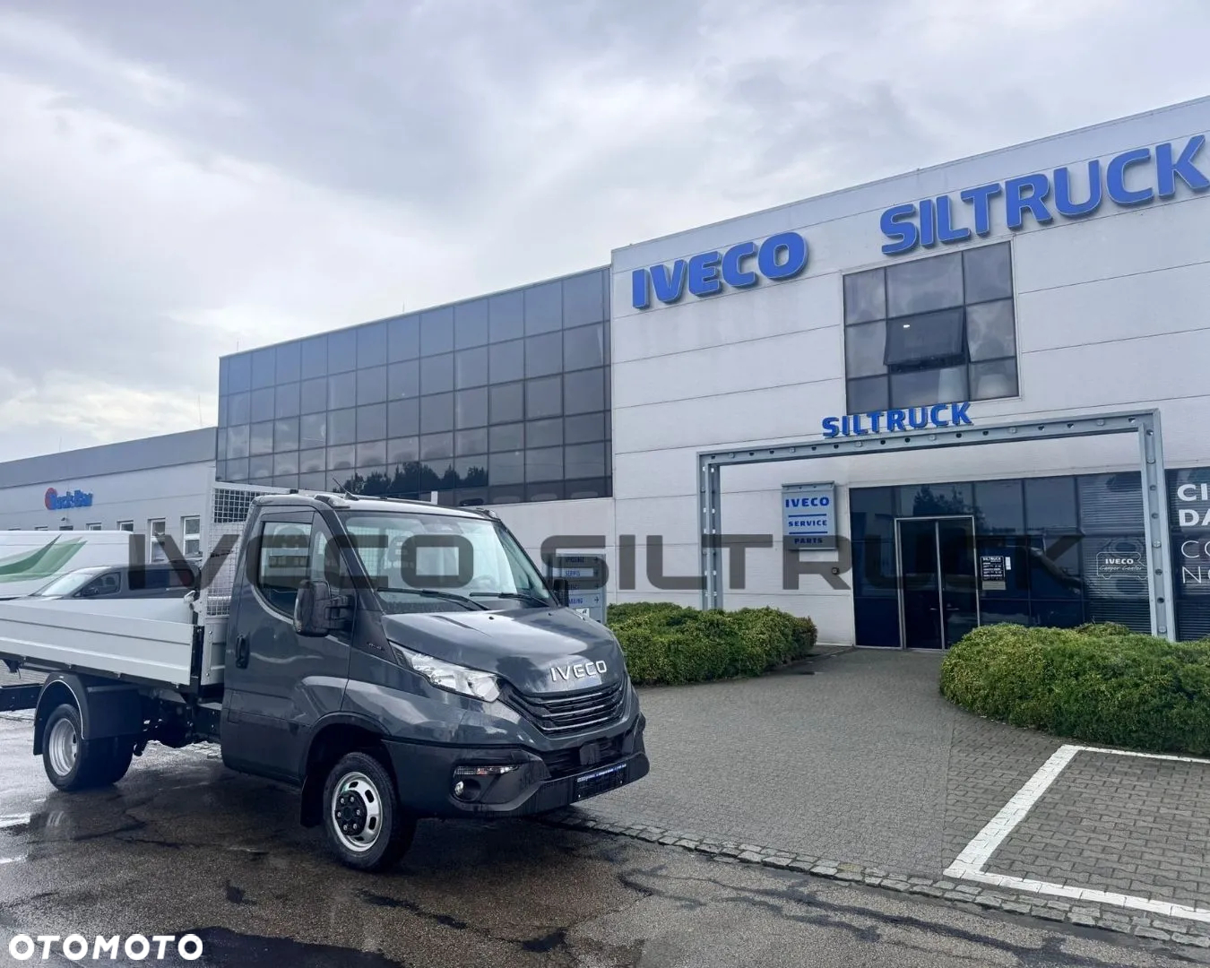 Iveco Daily wywrotka 3.0 diesel 176hp Doka 6 osobowy - 2