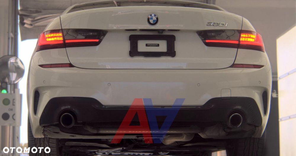 BMW Seria 3 330i Sport Line - 8