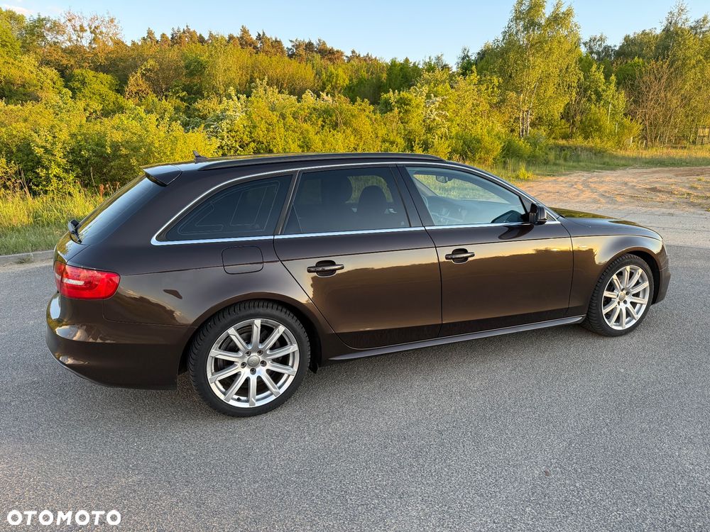 Audi A4 Avant 2.0 TDI DPF quattro S tronic S line Sportpaket - 6