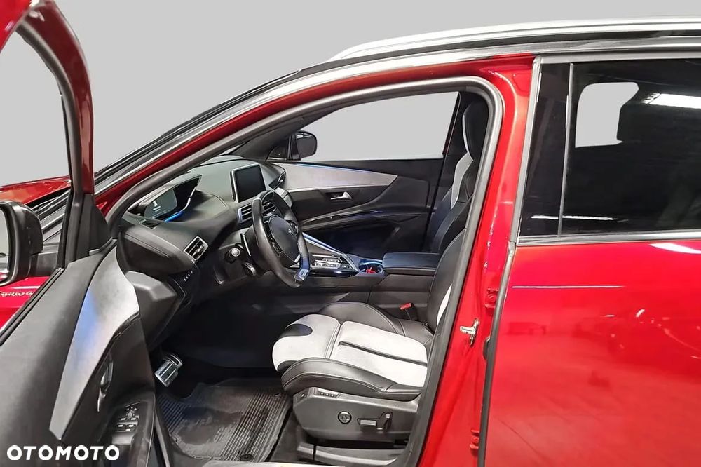 Peugeot 3008 1.6 PureTech HYbrid4 GT Line S&S EAT8 - 16