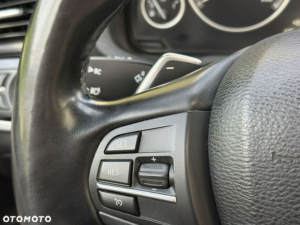 BMW X3 sDrive20i xLine - 33