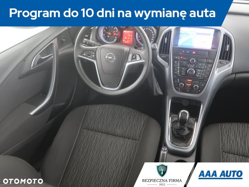 Opel Astra - 9