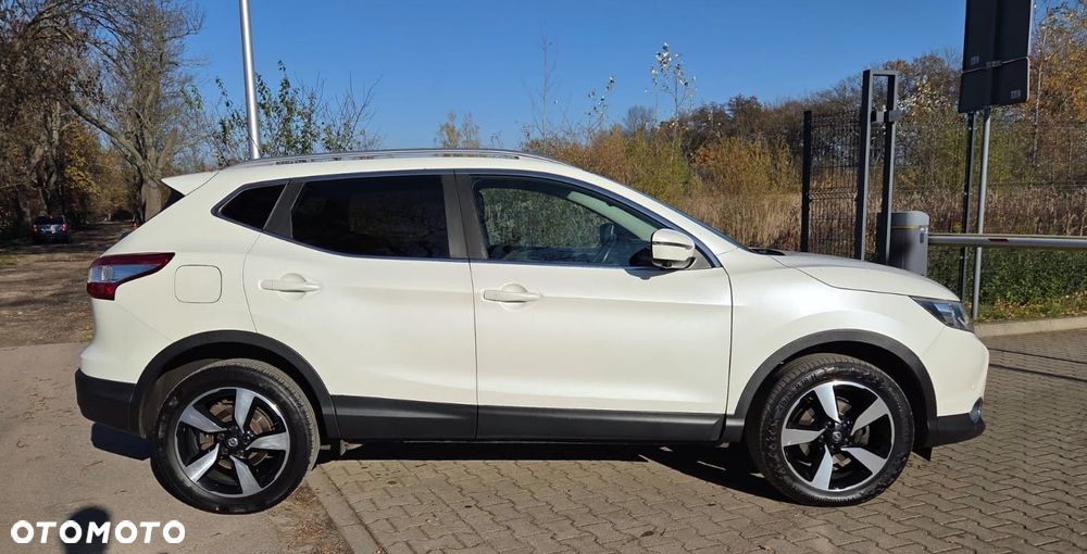 Nissan Qashqai 1.6 DIG-T N-Connecta - 18