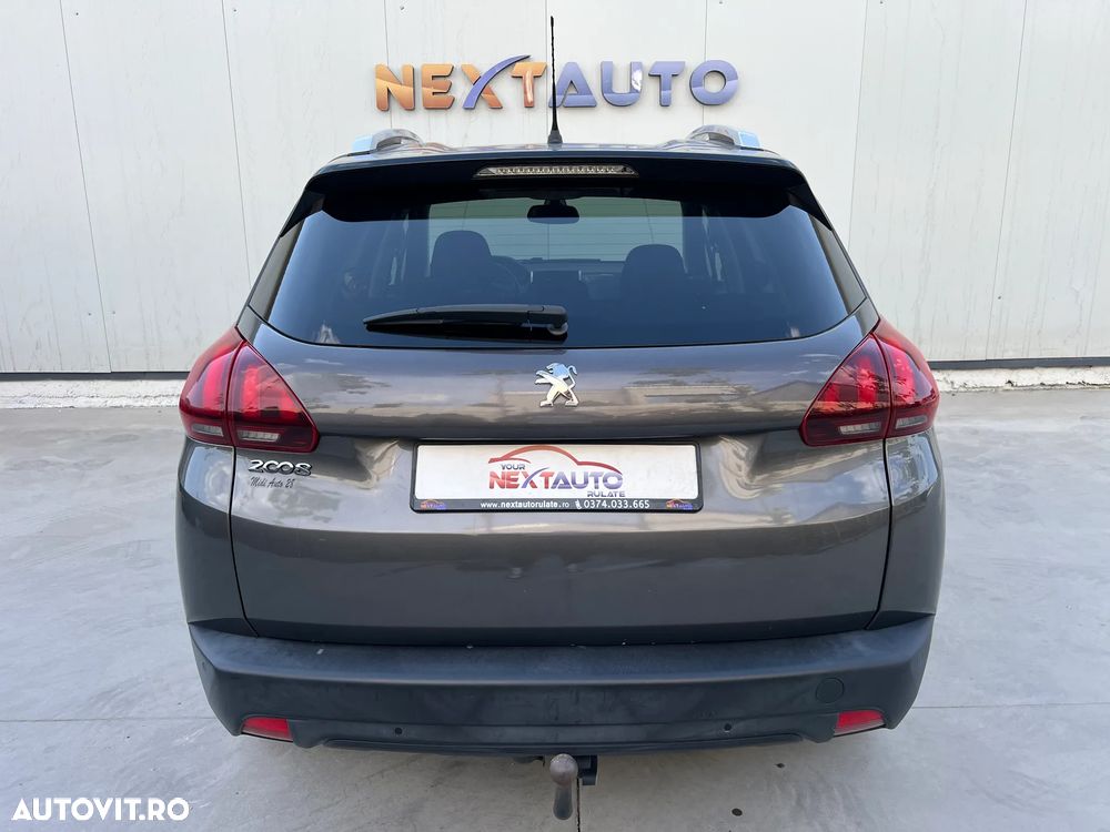 Peugeot 2008 PureTech 110 GPF Stop&Start EAT6 Style - 19