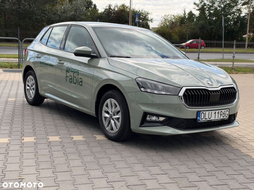 Skoda Fabia 1.0 TSI Drive DSG - 4
