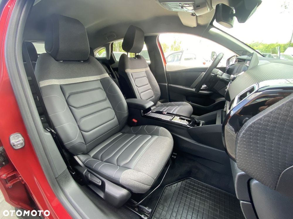 Citroën C4 1.2 PureTech Max S&S EAT8 - 10