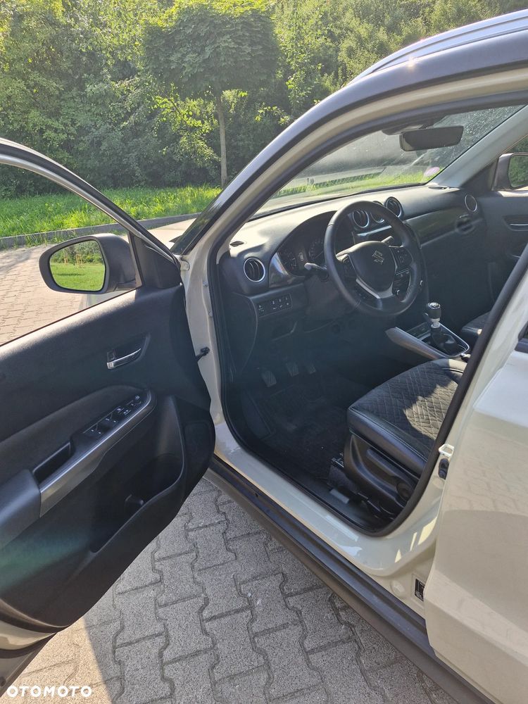 Suzuki Vitara 1.4 Boosterjet mHEV Elegance Sun 4WD - 5