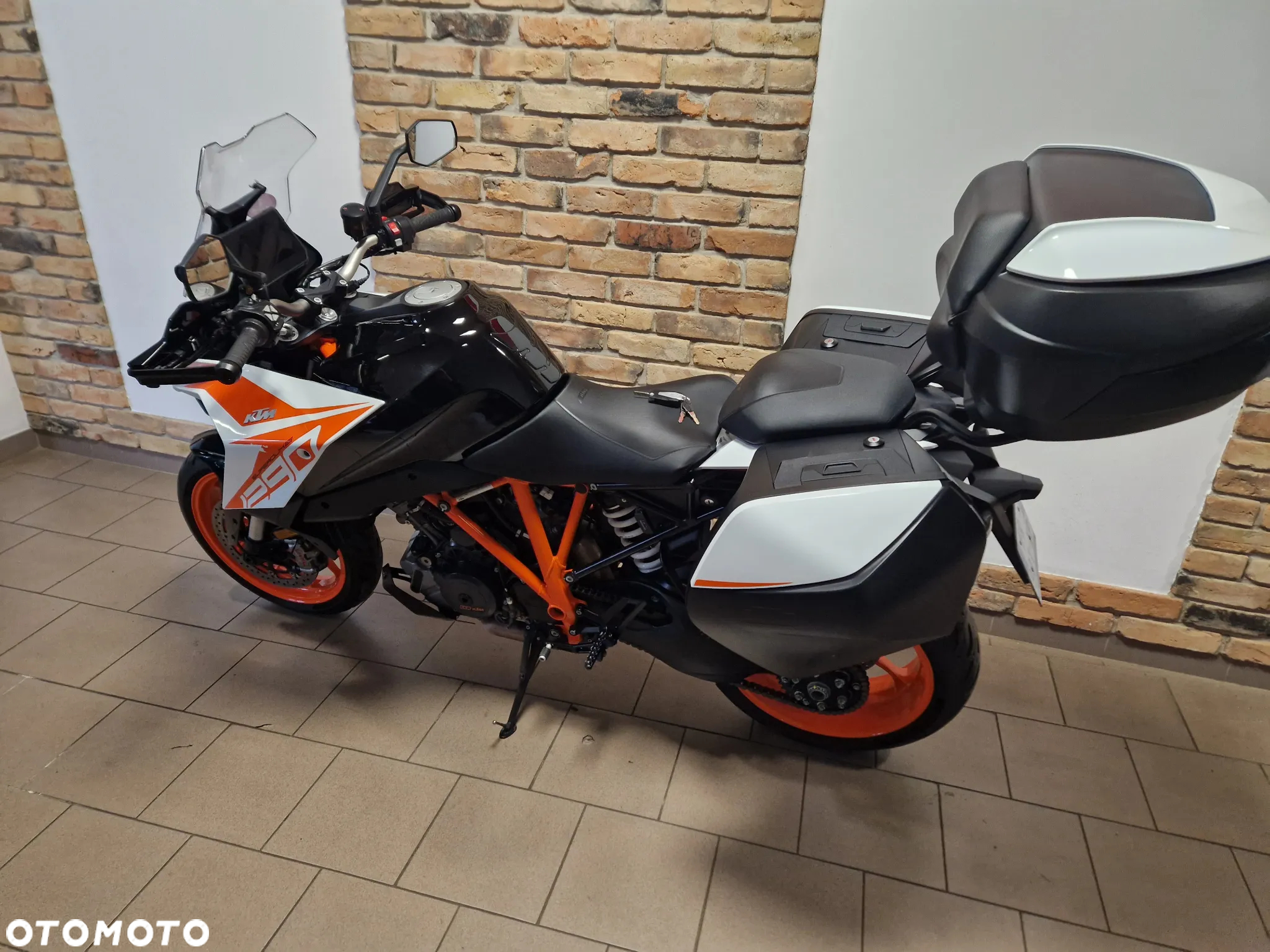 KTM Adventure - 2
