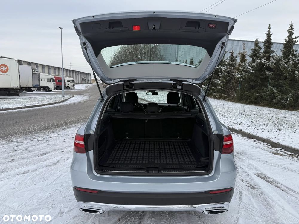 Mercedes-Benz GLC - 8