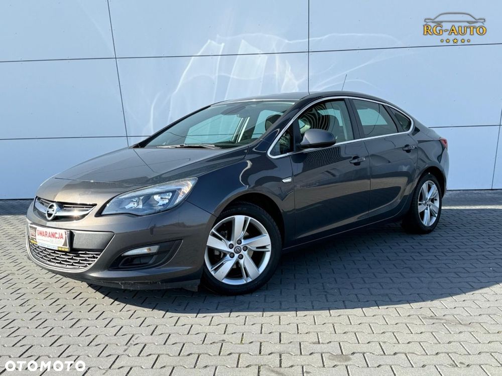 Opel Astra - 16