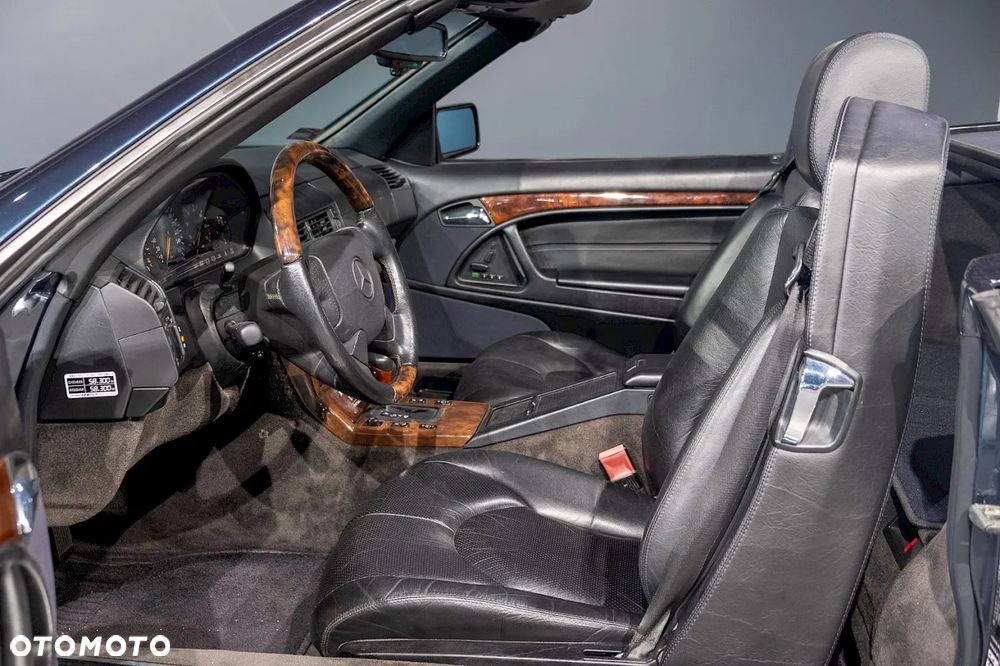 Mercedes-Benz SL - 14
