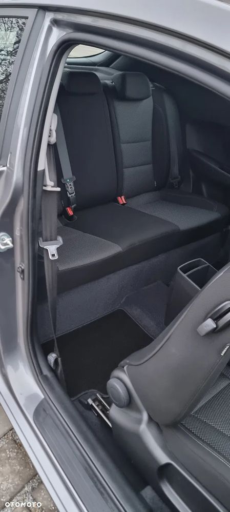 Hyundai i30 1.4 Comfort - 25