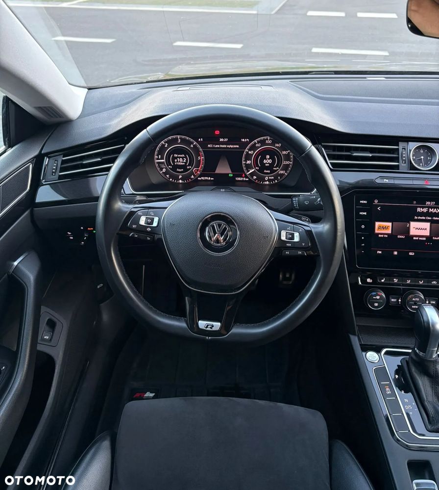Volkswagen Arteon 2.0 TDI SCR R-Line DSG - 12