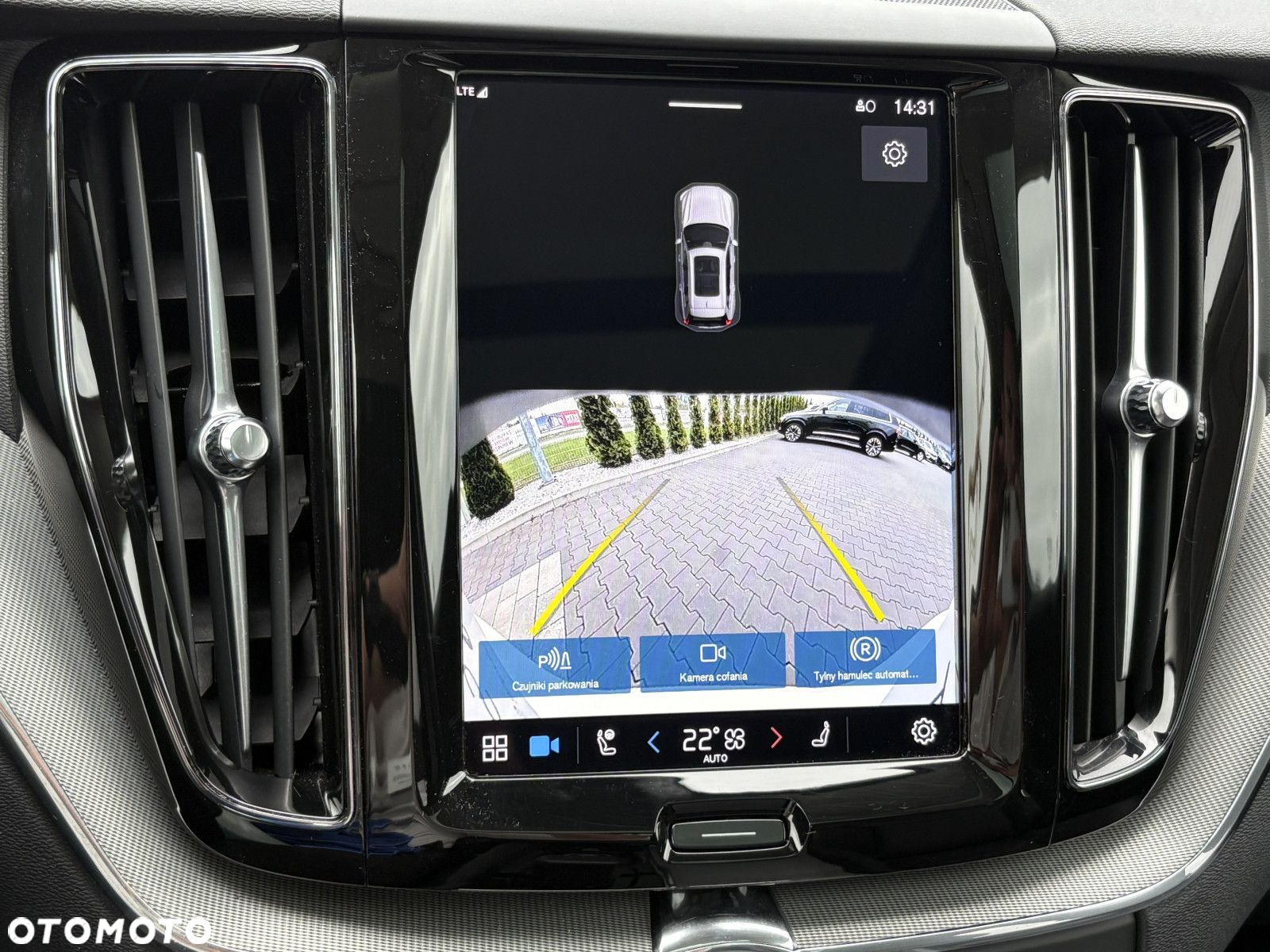 Volvo XC 60 - 18