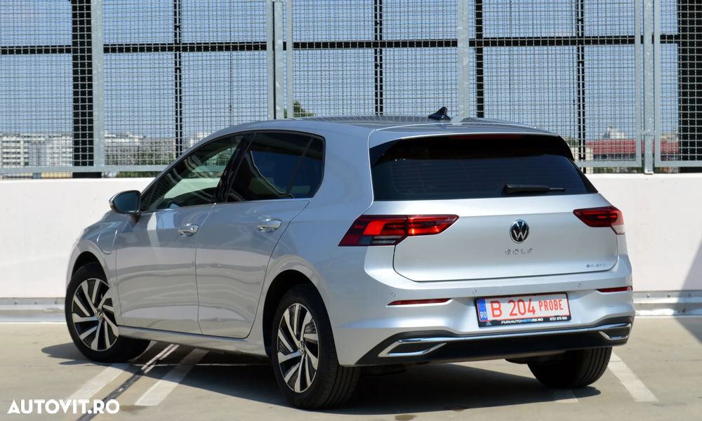 Volkswagen Golf 1.4 eHybrid OPF DSG Style - 4