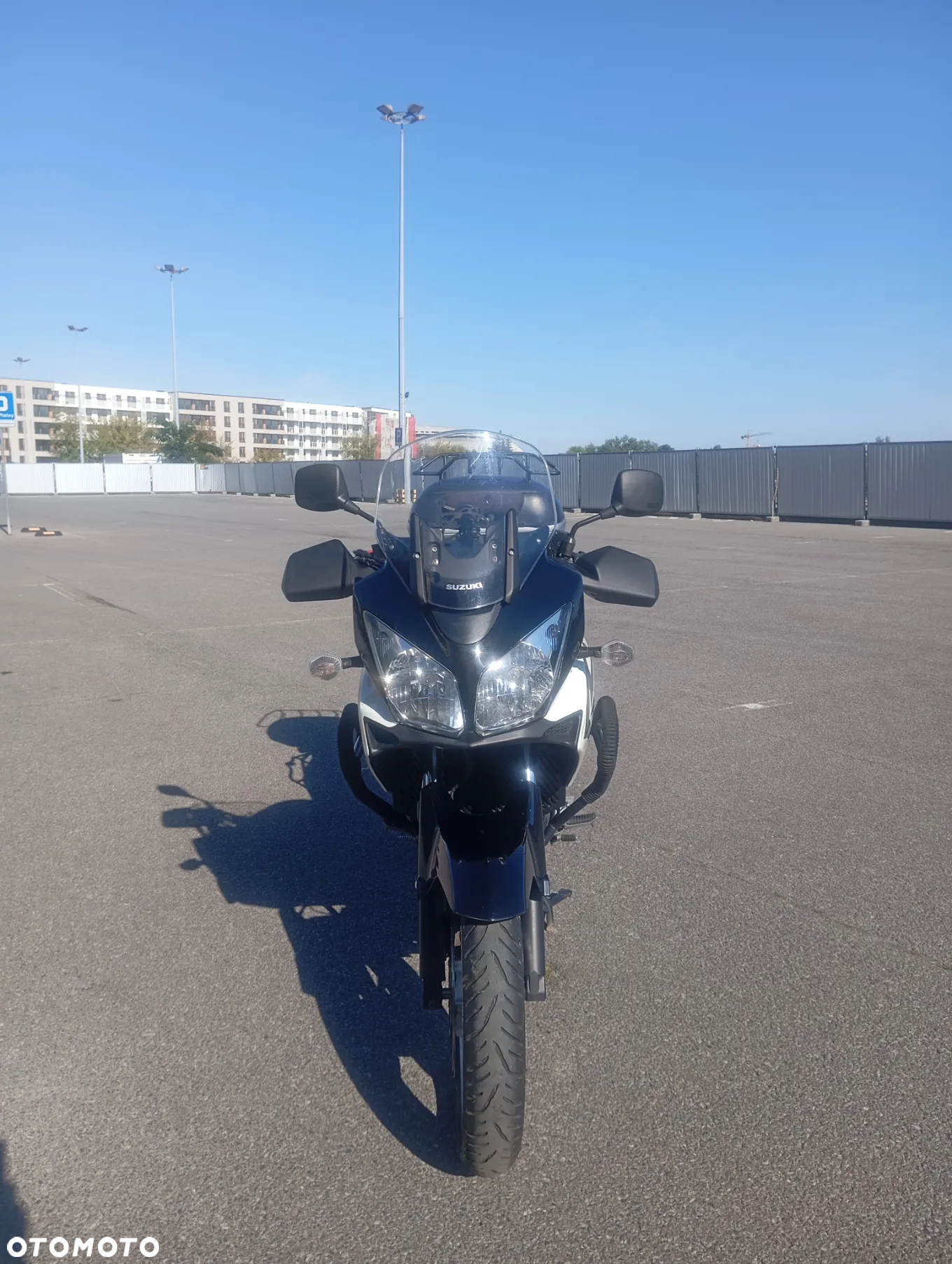 Suzuki DL - 8