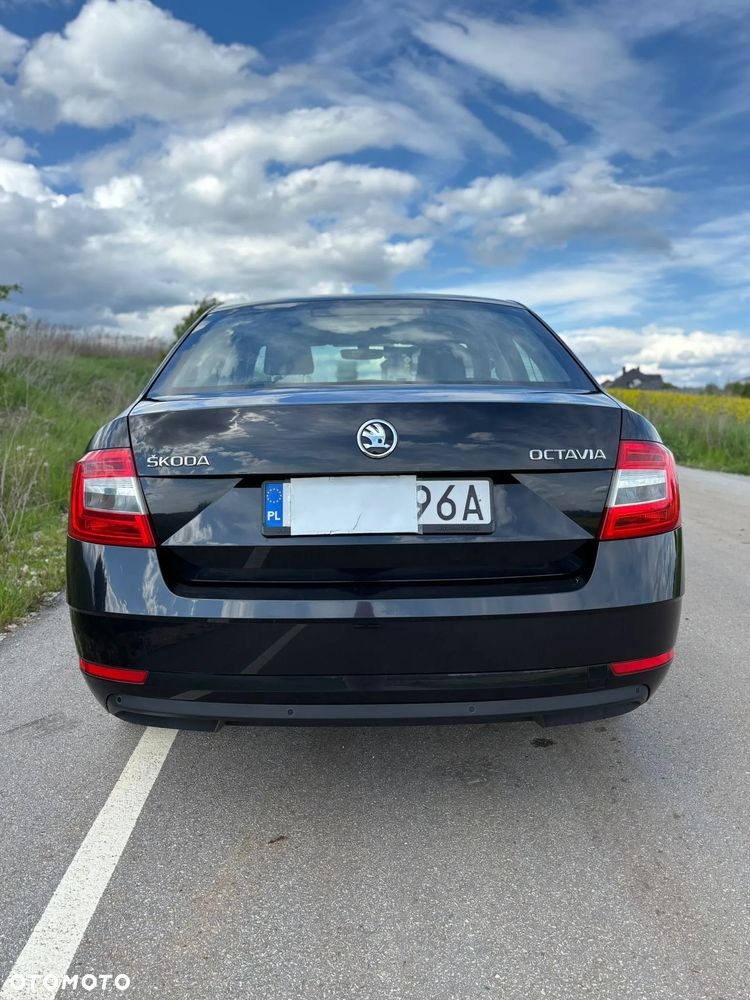 Skoda Octavia 2.0 TDI Style - 6