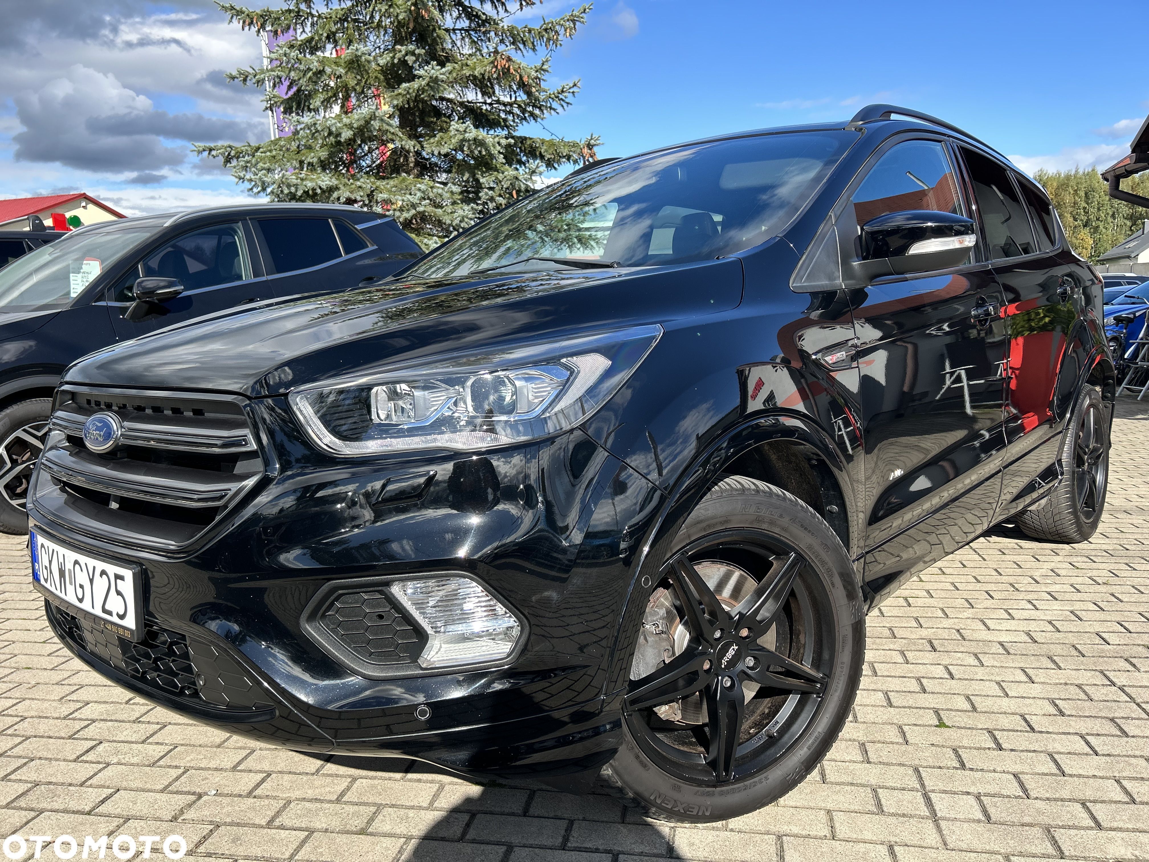 Ford Kuga 1.5 EcoBoost 4x4 ST-Line - 1