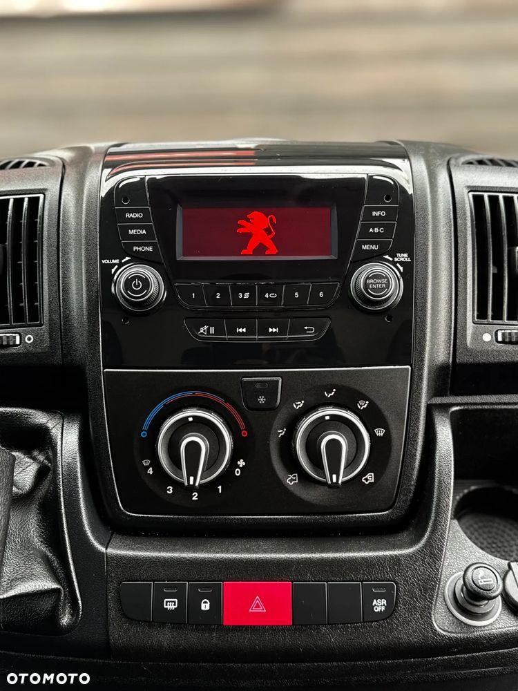 Peugeot Boxer - 28