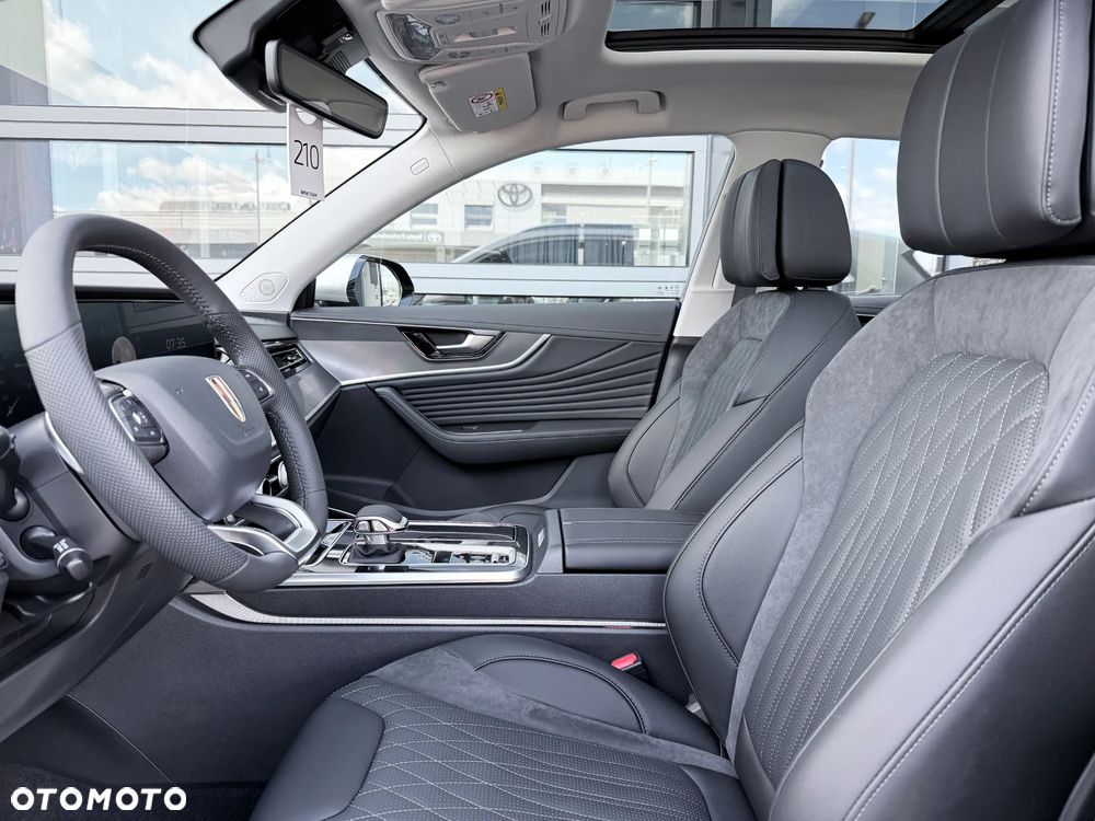 Hongqi HS5 2.0T Executive AWD - 25