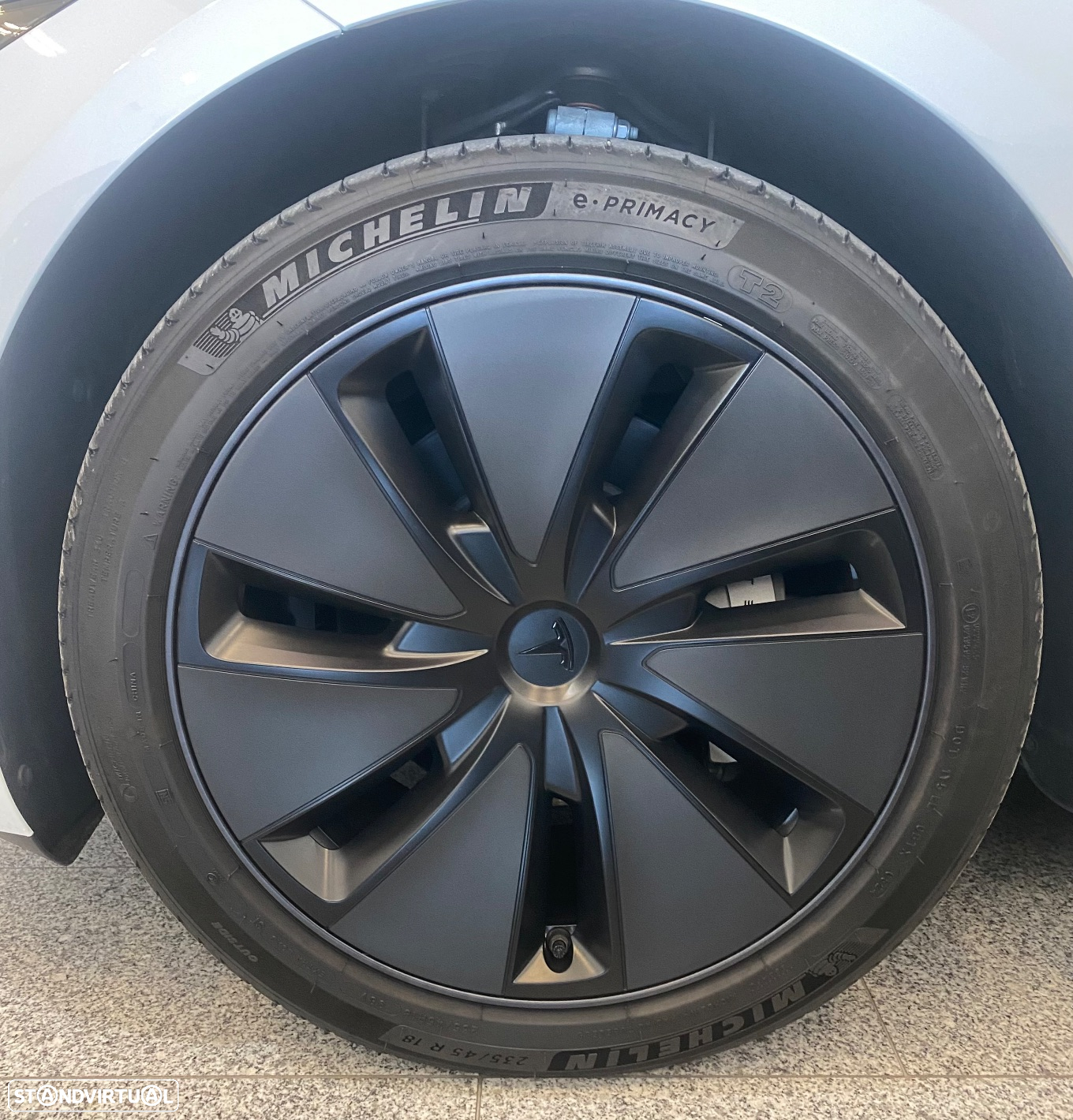 Tesla Model 3 Tração Traseira - 5
