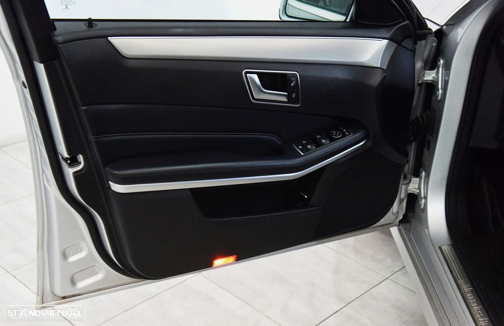 Mercedes-Benz E 300 - 21