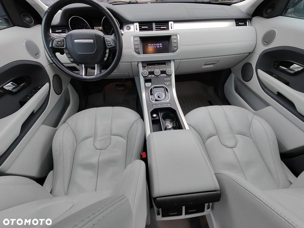 Land Rover Range Rover Evoque - 16