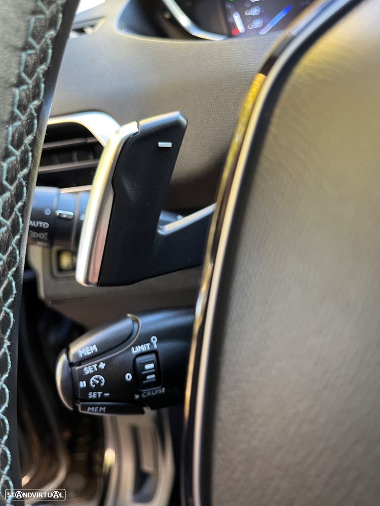 Peugeot 5008 1.5 BlueHDi Crossway EAT8 - 17