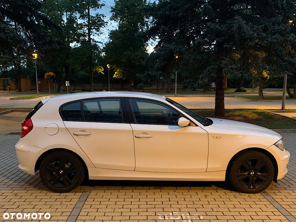 BMW Seria 1 - 18