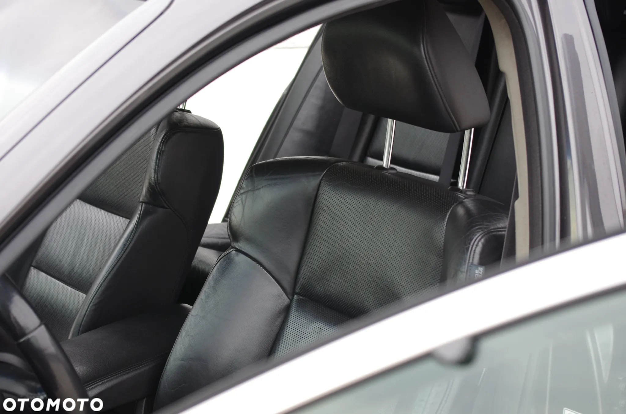 Honda Accord 2.0 Executive - 27
