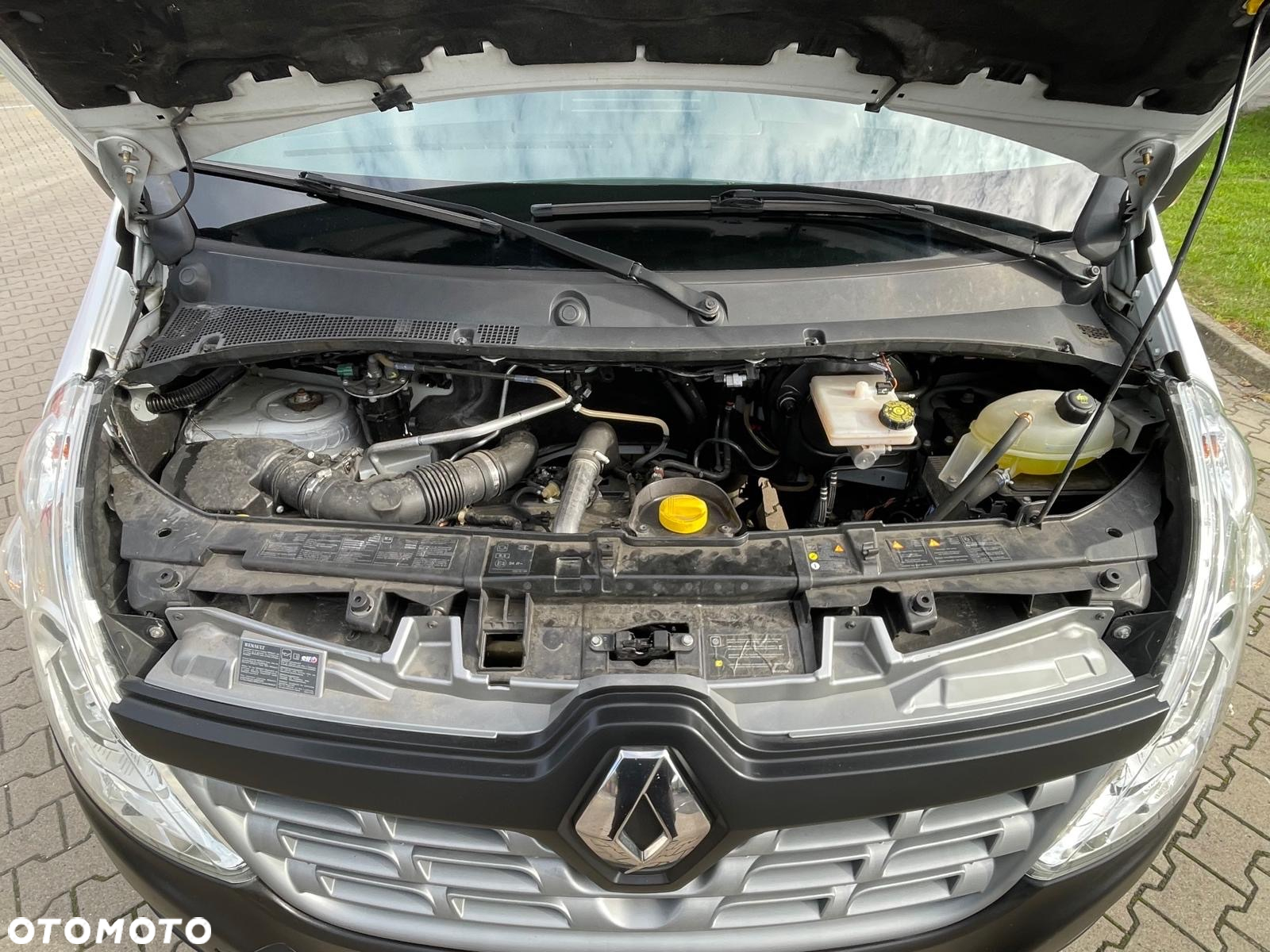 Renault Master - 10