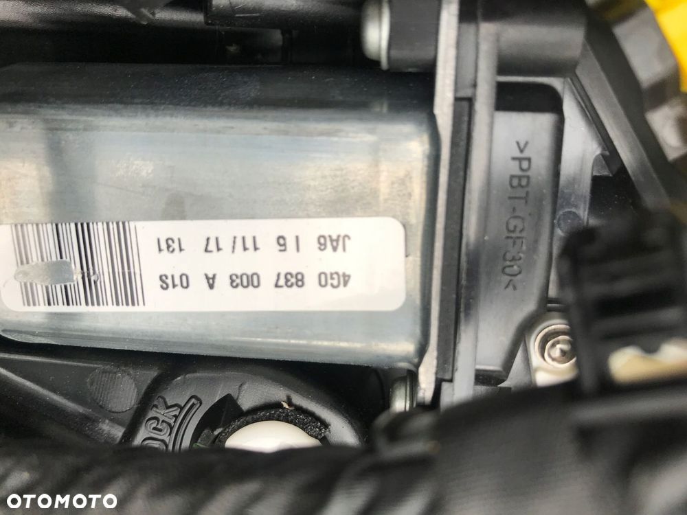 MECHANIZM SZYBY LISTWA KLAMK LEWY PRZÓD AUDI A6 C7 - 3