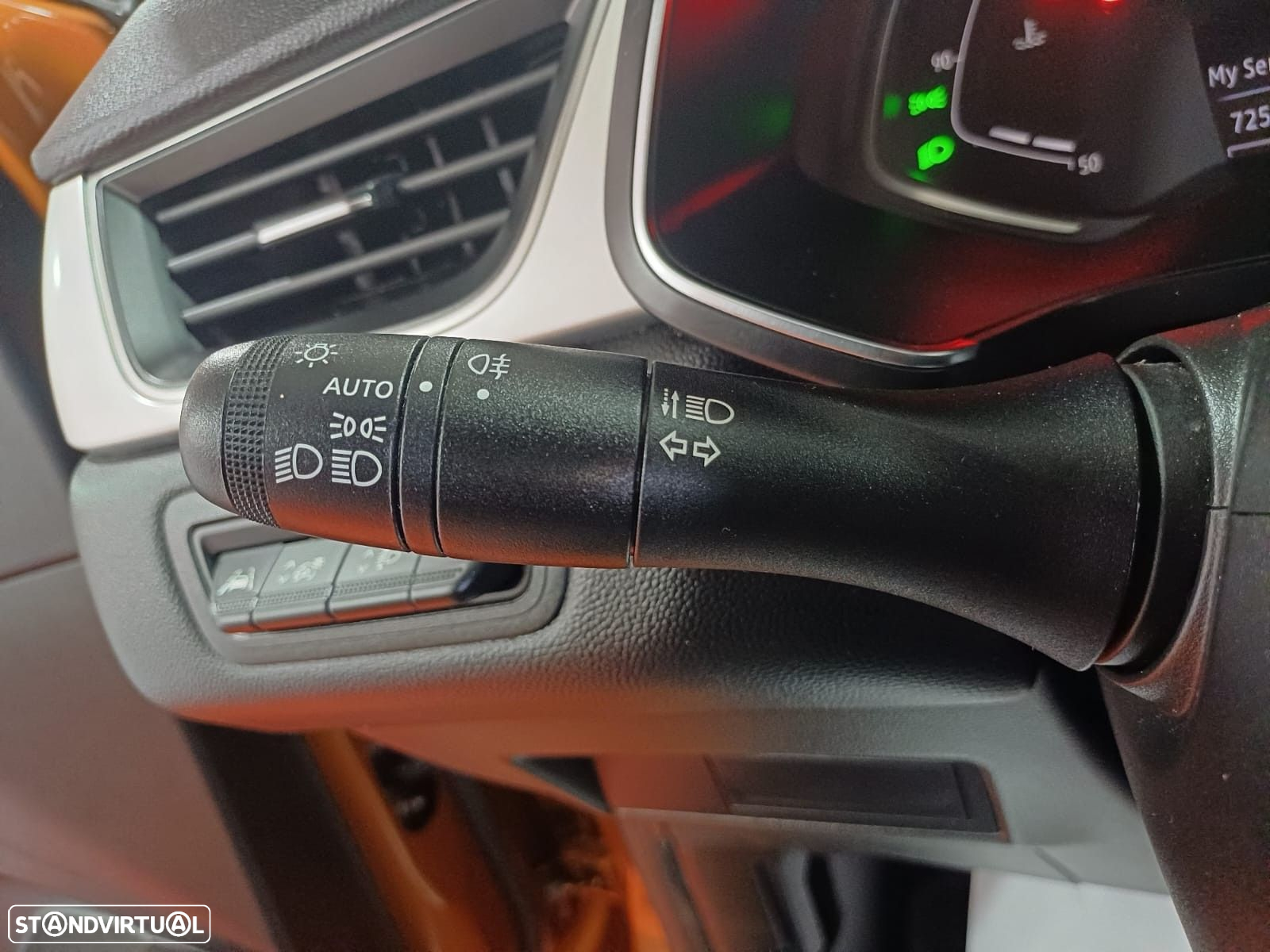 Renault Captur 1.0 TCe Intens - 17