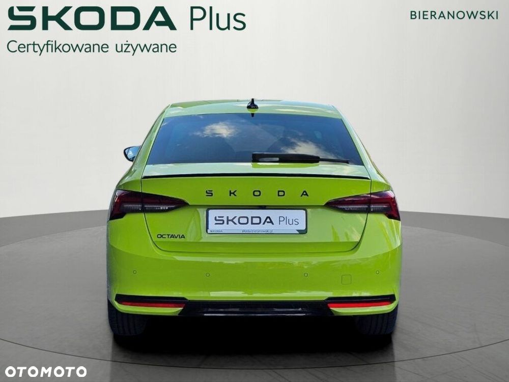 Skoda Octavia 1.5 TSI mHEV Selection DSG - 9