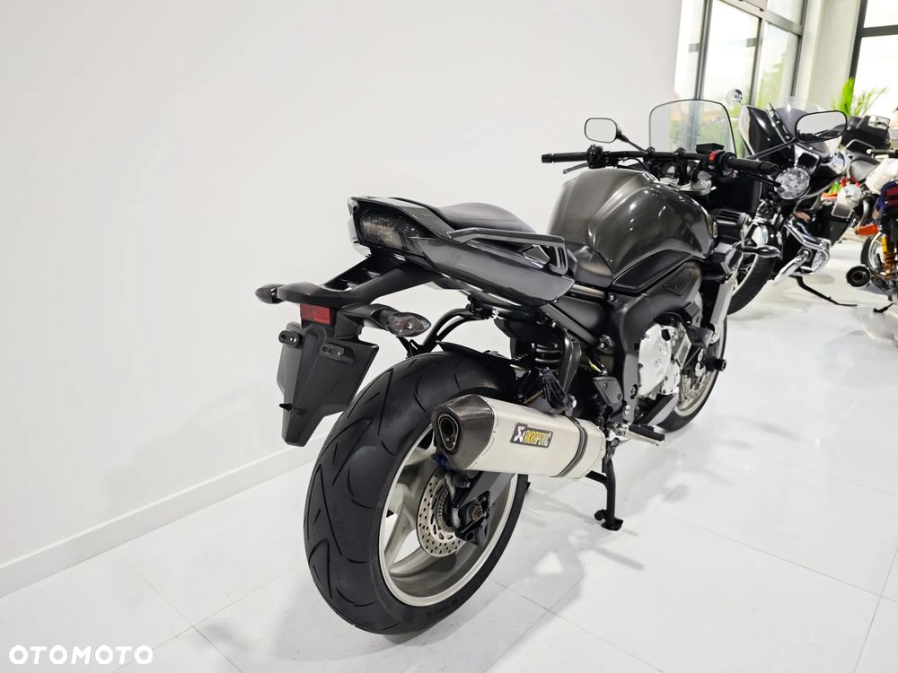 Yamaha FZ - 9