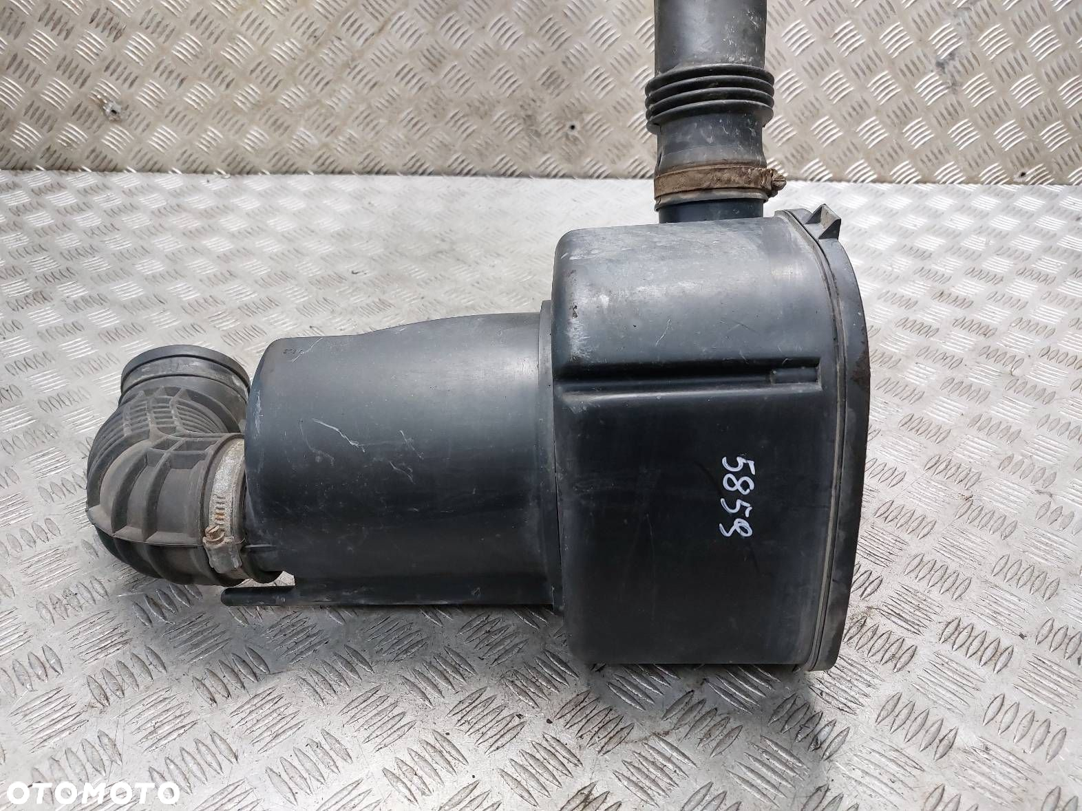 OBUDOWA FILTRA POWIETRZA + RURA DOLOT SAAB 9-5 I 2.0 T 4572483 4670469 - 4