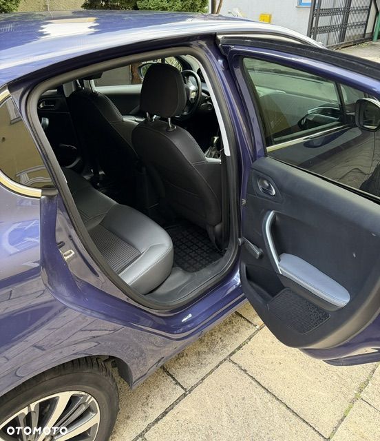 Peugeot 208 1.2 PureTech Allure S&S - 3