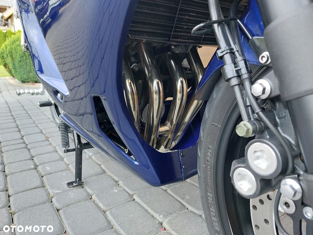 Yamaha FZ6 - 16