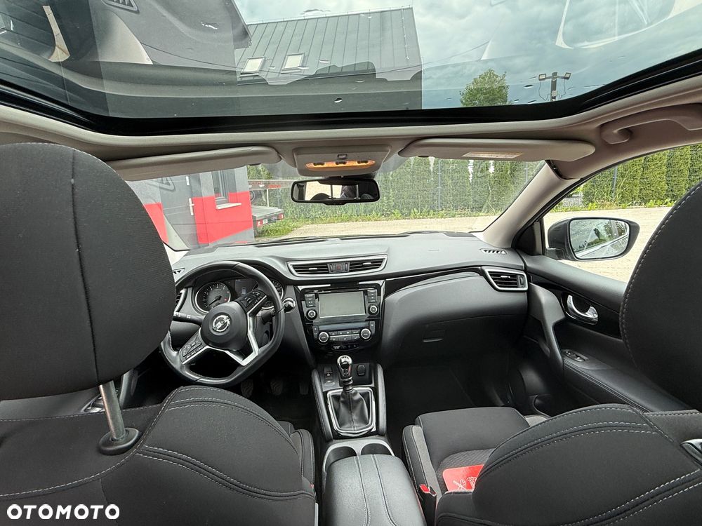 Nissan Qashqai 1.3 DIG-T Tekna - 12