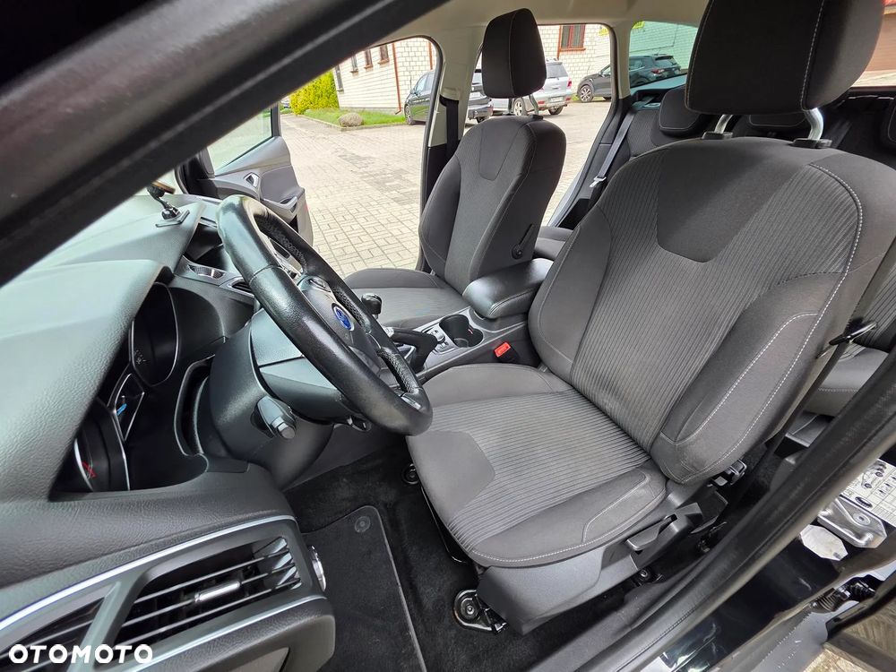 Ford Focus 2.0 TDCi Titanium - 36