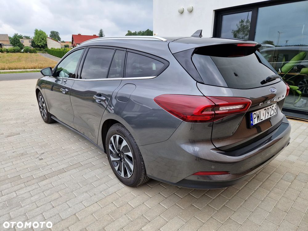 Ford Focus 1.0 EcoBoost Titanium - 4