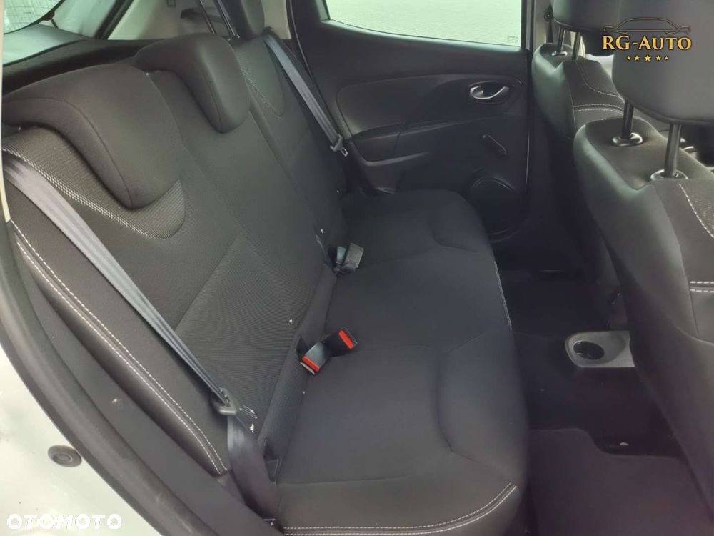 Renault Clio - 18